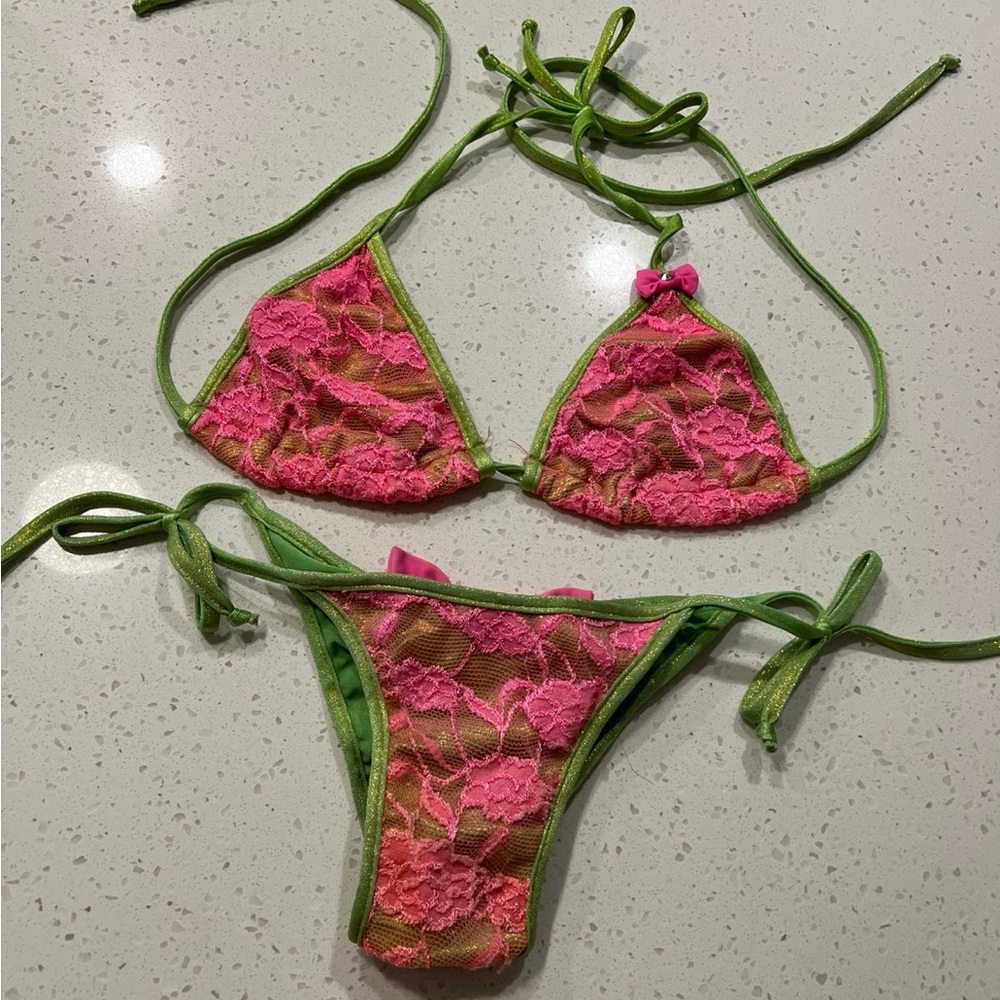 Micro bikini
